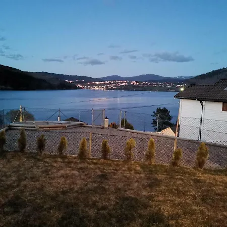 公寓 Bjornestrand Fjordside View 卑爾根