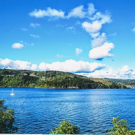 Bjornestrand Fjordside View Apartamento