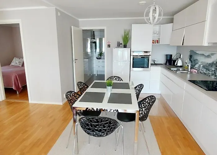 Bjornestrand Fjordside View Lägenhet