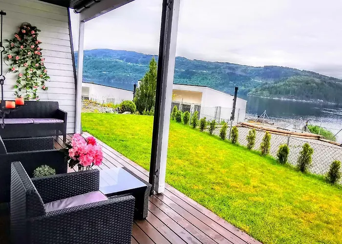 Bjornestrand Fjordside View Appartamento Bergen
