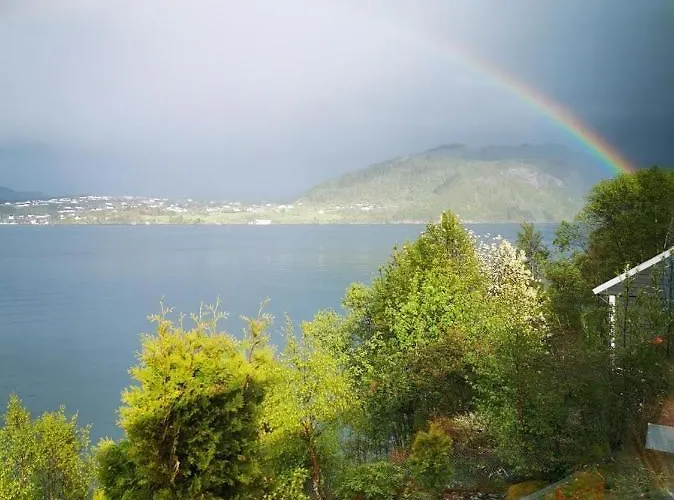 Appartamento Bjornestrand Fjordside View